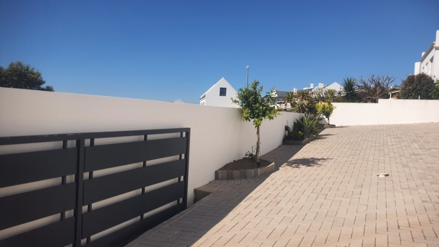 3 Bedroom Property for Sale in Da Gama Bay Western Cape
